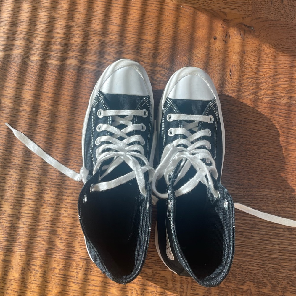 Platform Converse - image 2